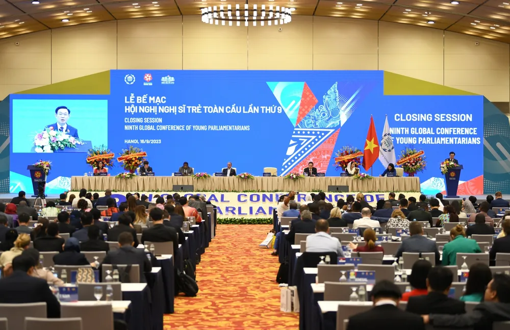 Quang cảnh phiên bế mạc Hội nghị