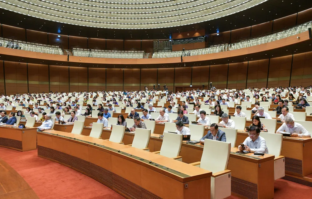 Quang cảnh phiên họp