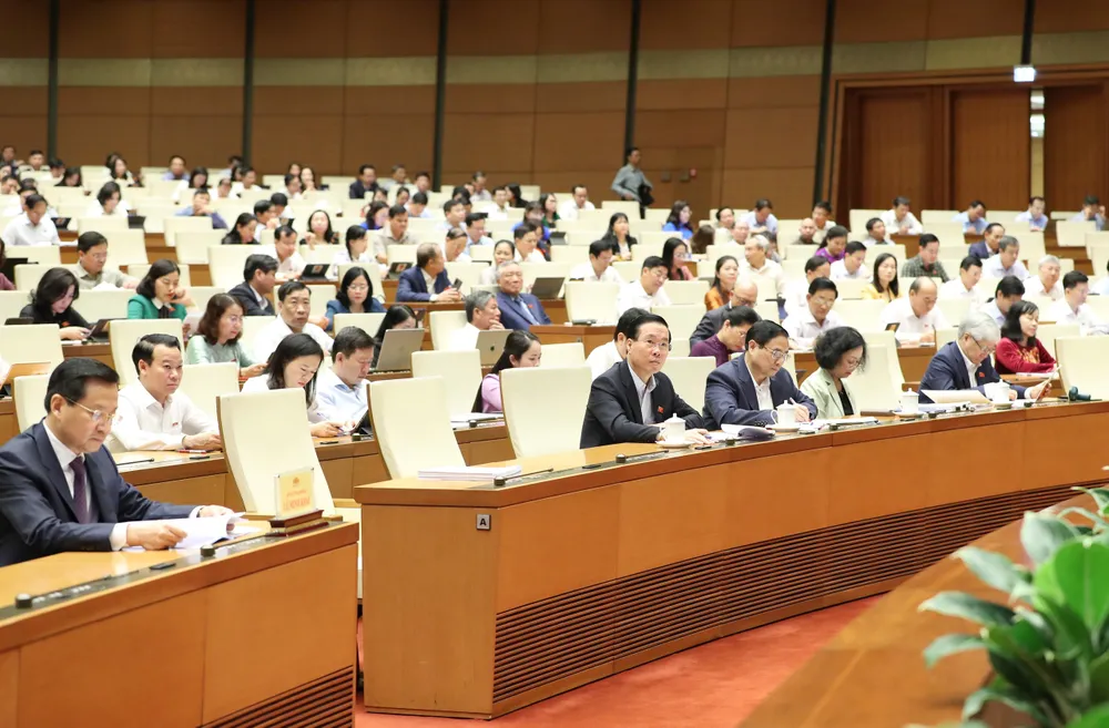 Đại biểu Quốc hội tham dự phiên chất vấn. Ảnh: QUANG PHÚC Đại biểu Quốc hội tham dự phiên chất vấn. Ảnh: QUANG PHÚC