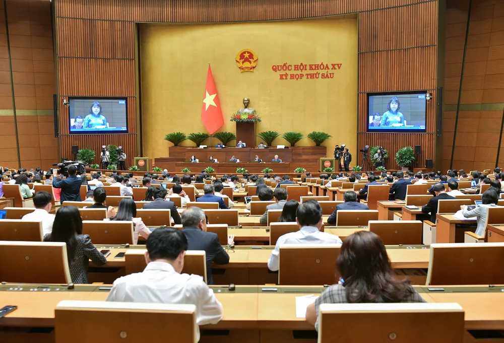 Quang cảnh hội trường Diên Hồng chiều 21-11 Quang cảnh hội trường Diên Hồng chiều 21-11