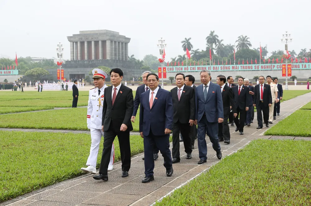 ĐOÀNG ĐI VÀO.jpeg