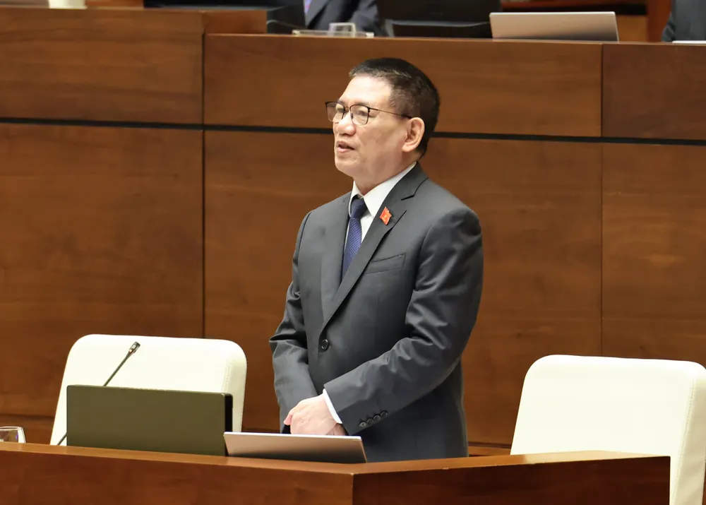 PHỚC NGHIÊNG.jpeg