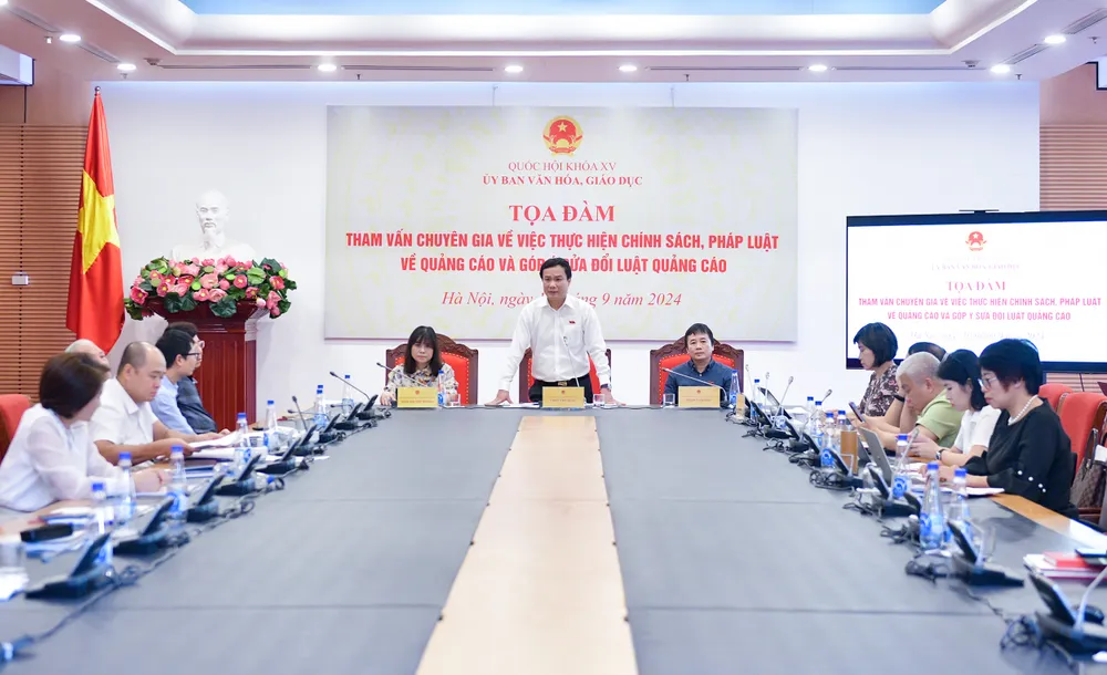 triệu thế hùng chủ trì .jpg