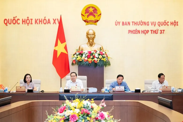 chủ tì.jpg