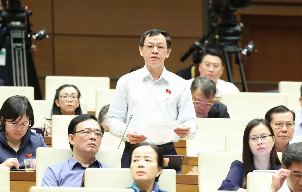 NGUYỄN TRI THỨC.jpg