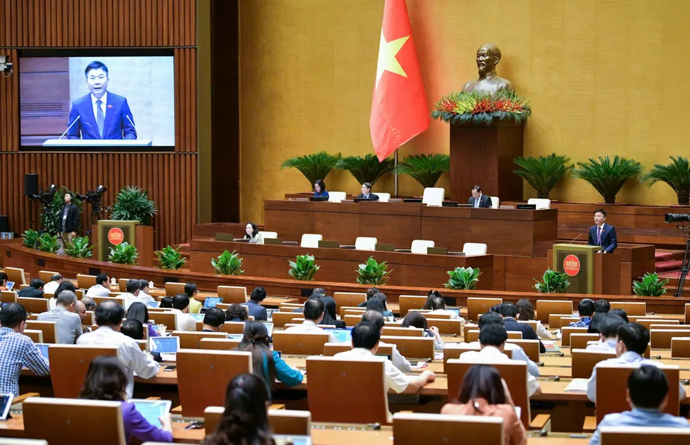 Quảng cảnh hội trường Diên Hồng. Ảnh: VIẾT CHUNG 