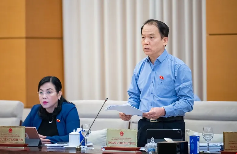 HOÀNG THANH TÙNG.jpg