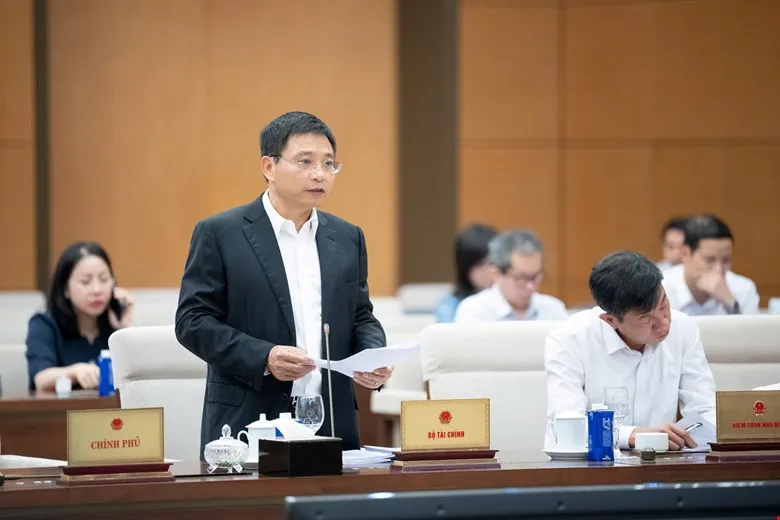 Bộ trưởng Bộ Tài chính Nguyễn Văn Thắng trình dự thảo Luật sửa đổi, bổ sung một số điều của Luật Giá