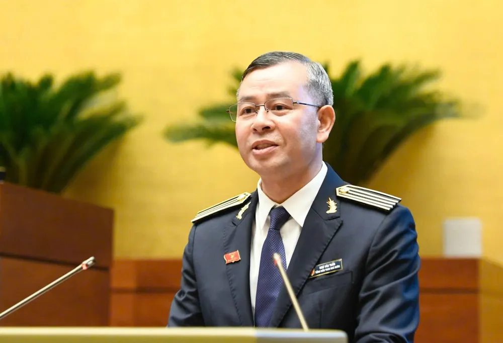 Tổng Kiểm toán Nhà nước Ngô Văn Tuấn trình bày báo cáo tại phiên họp chiều 20-10 của Quốc hội. Ảnh: QUANG PHÚC