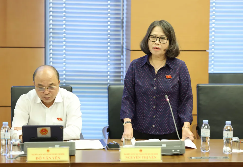 ĐB Nguyễn Thị Yến (TPHCM) phát biểu. Ảnh: QUANG PHÚC