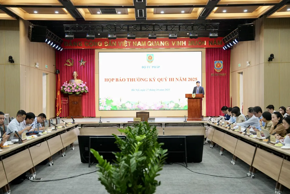 Quang cảnh họp báo 