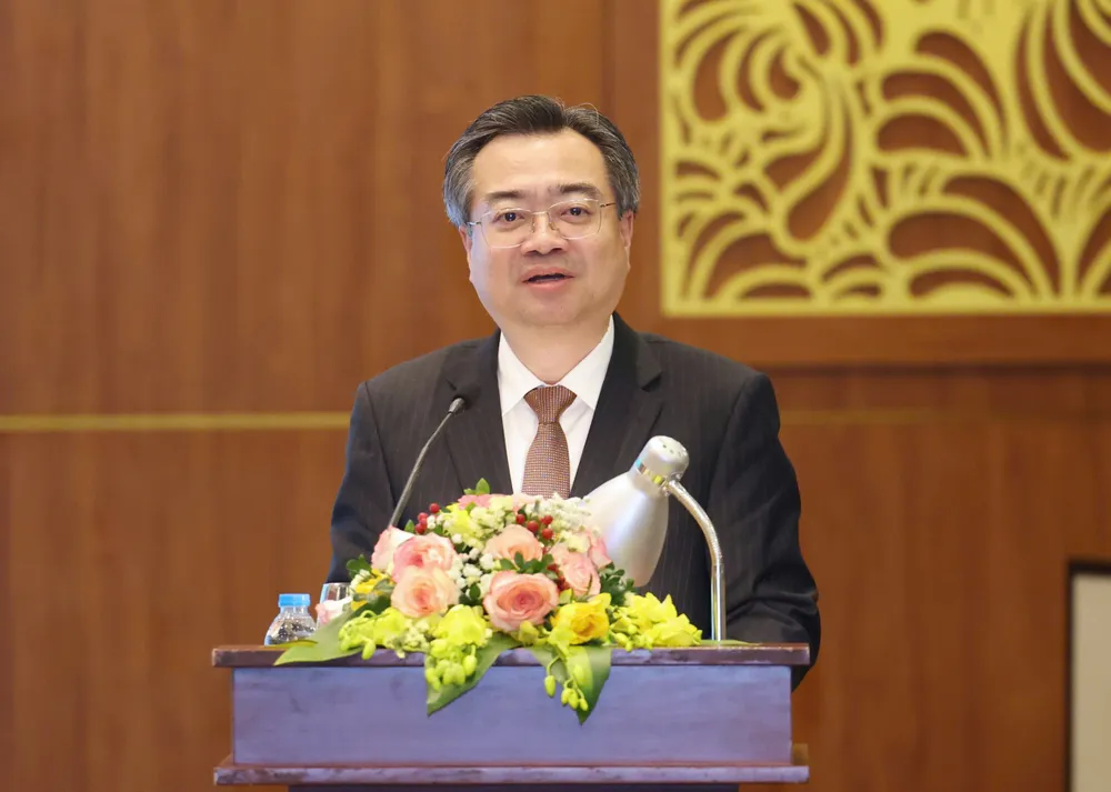 Đồng chí Nguyễn Thanh Nghị, Trưởng Ban Chính sách, chiến lược Trung ương kết luận hội thảo. Ảnh: QUANG PHÚC