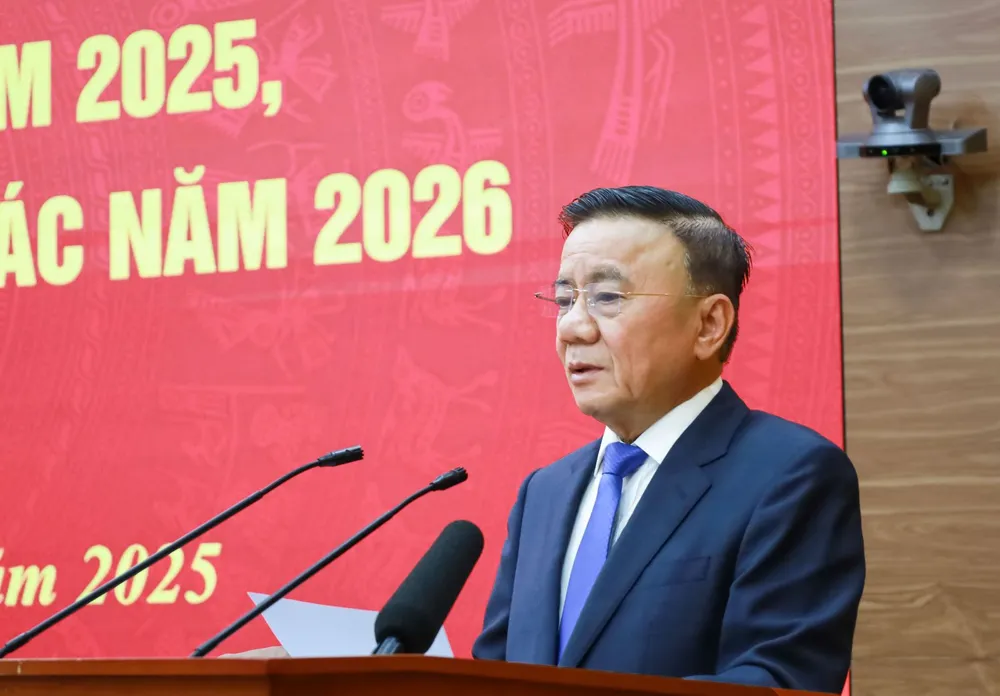 TRần cẩm Tú - better.jpg