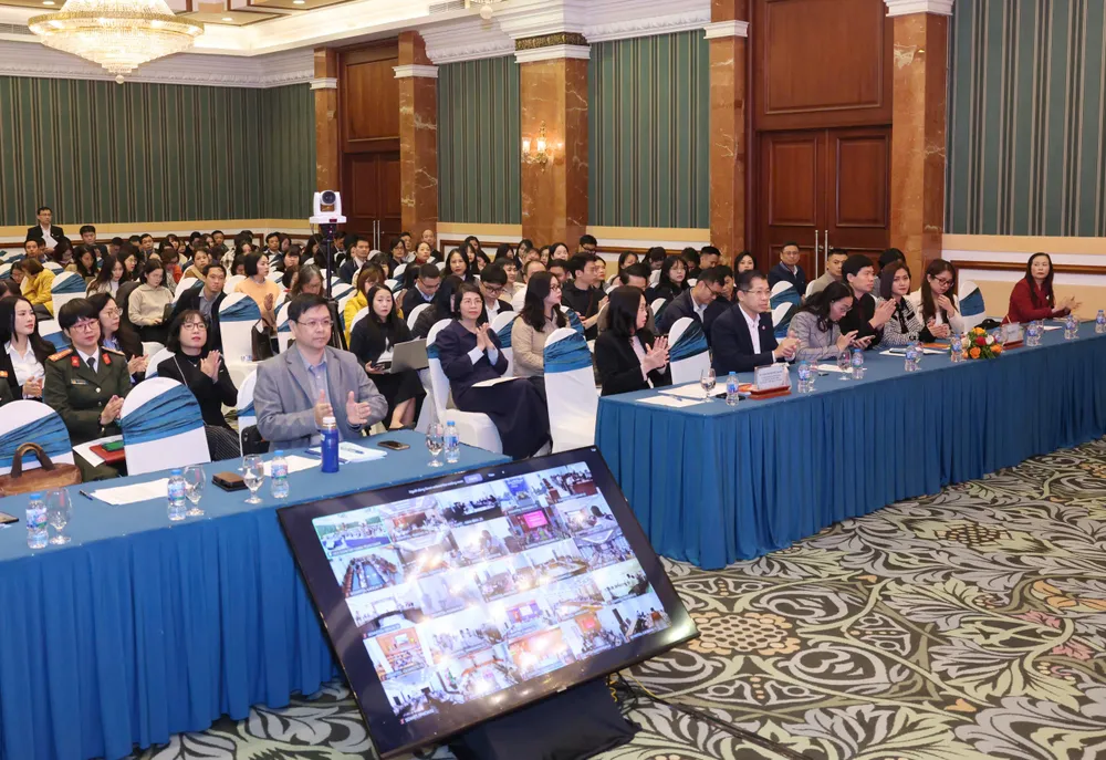 ĐB dự tại điểm cầu HN.jpeg