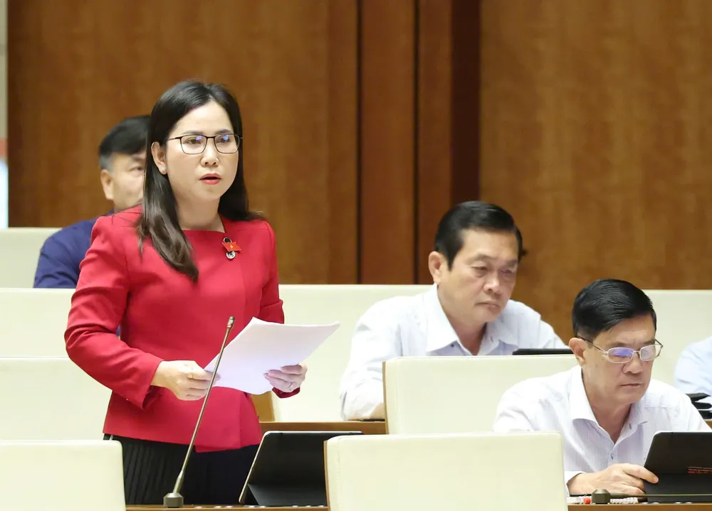 LÊ THỊ NGỌC LINH.jpg