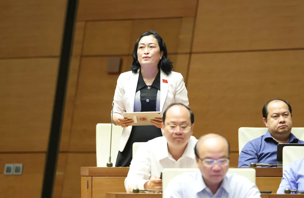 TRẦN THỊ HOA RY.jpeg