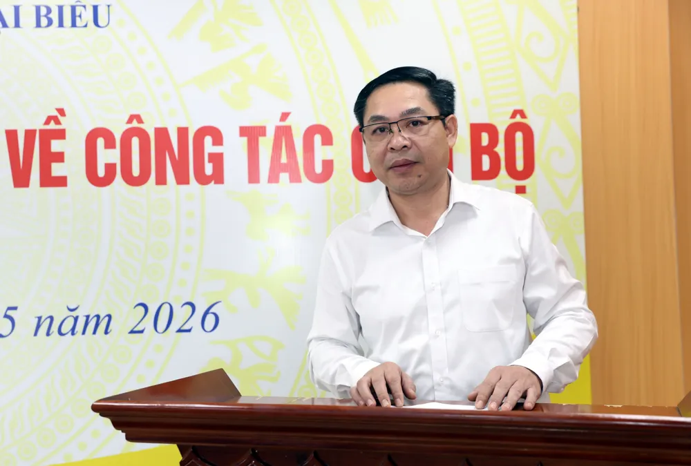 CHỬ VĂN THÌN.jpg