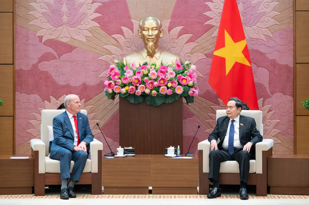 18 - Mẫn Canada 2.jpg