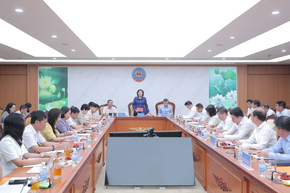 30 cảnh.jpg