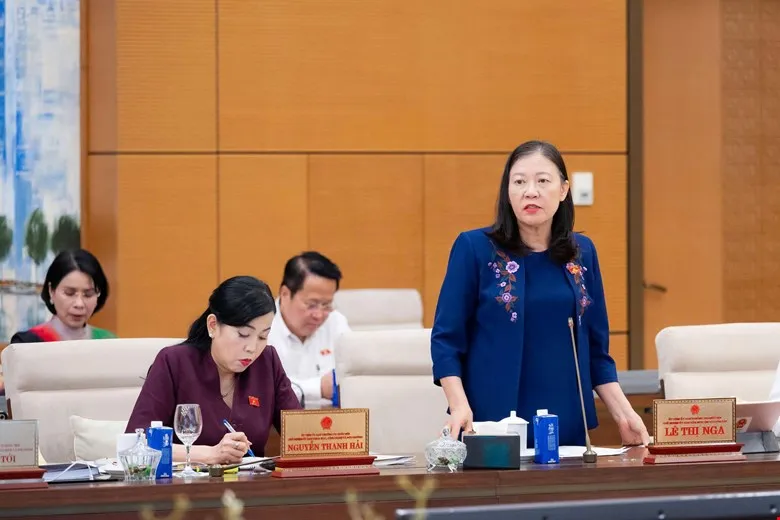 Chủ nhiệm Ủy ban Dân nguyện và Giám sát Lê Thị Nga. Ảnh: CẨM HÀ