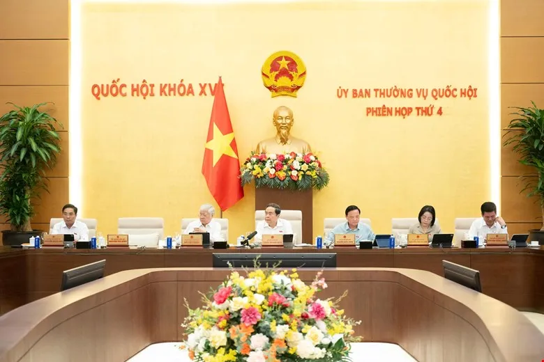 27 chủ trì.jpg