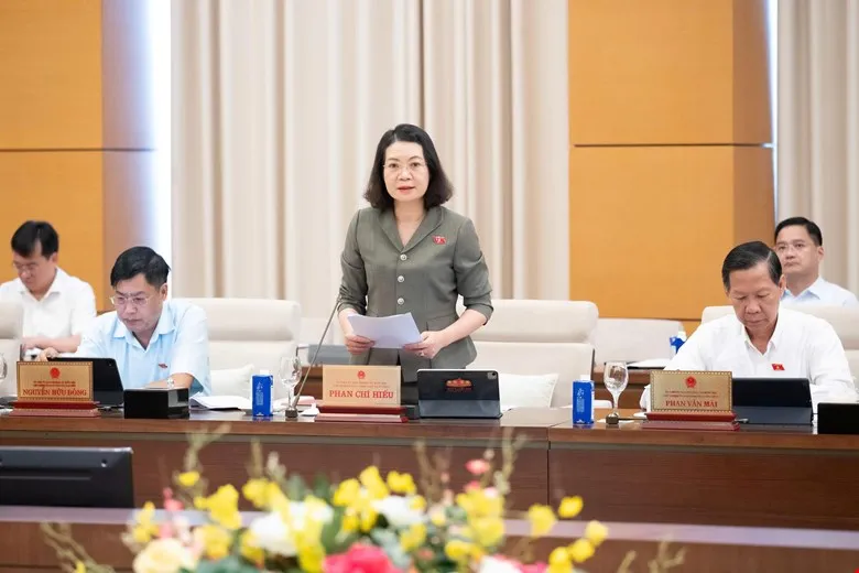 27 mai thị phương hoa.jpg
