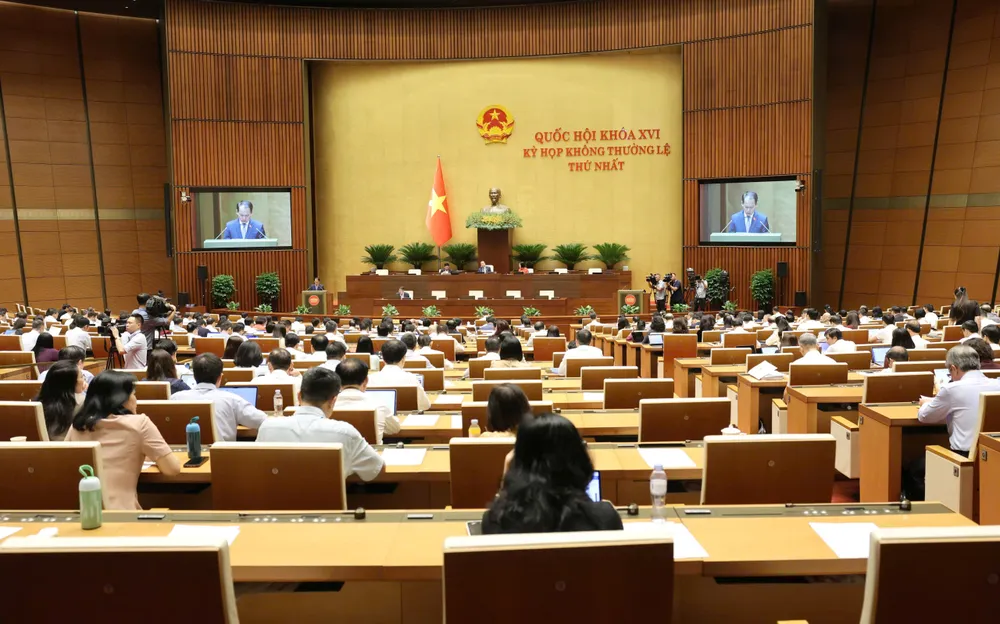 5 - hội trường sáng .jpeg