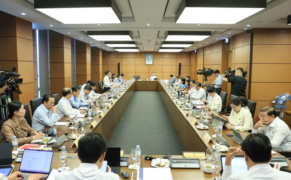 6 - QC đoàn.jpg