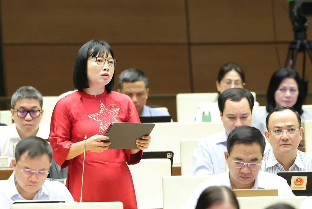8 việt nga.jpg