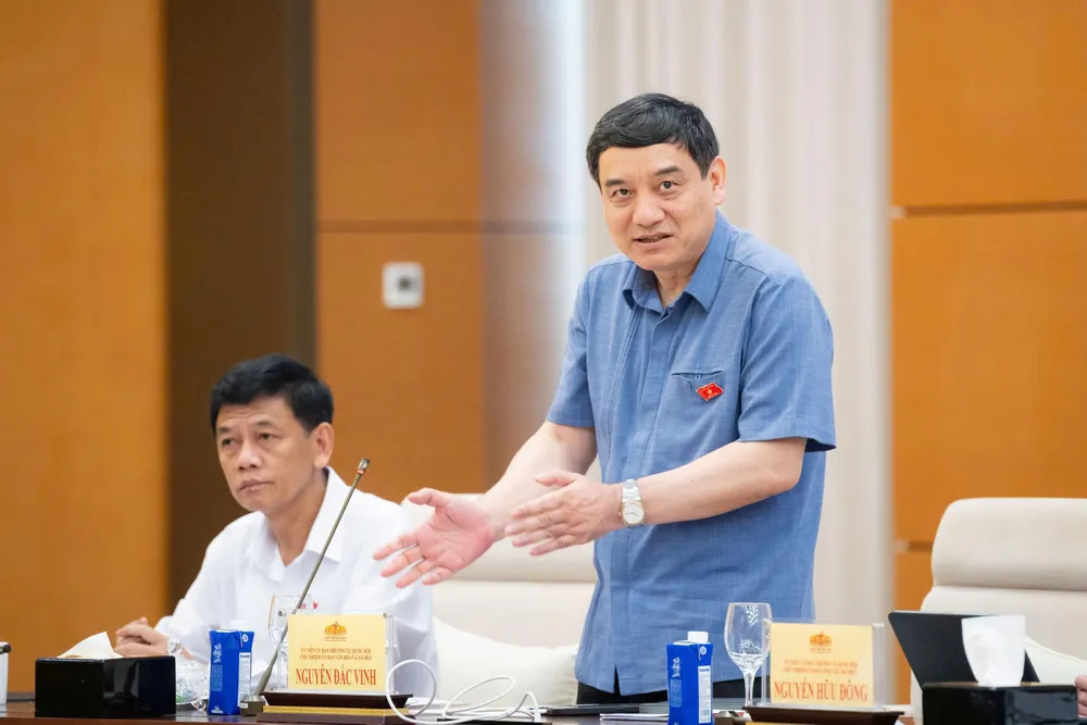 14 nguyễn đắc vinh.jpg