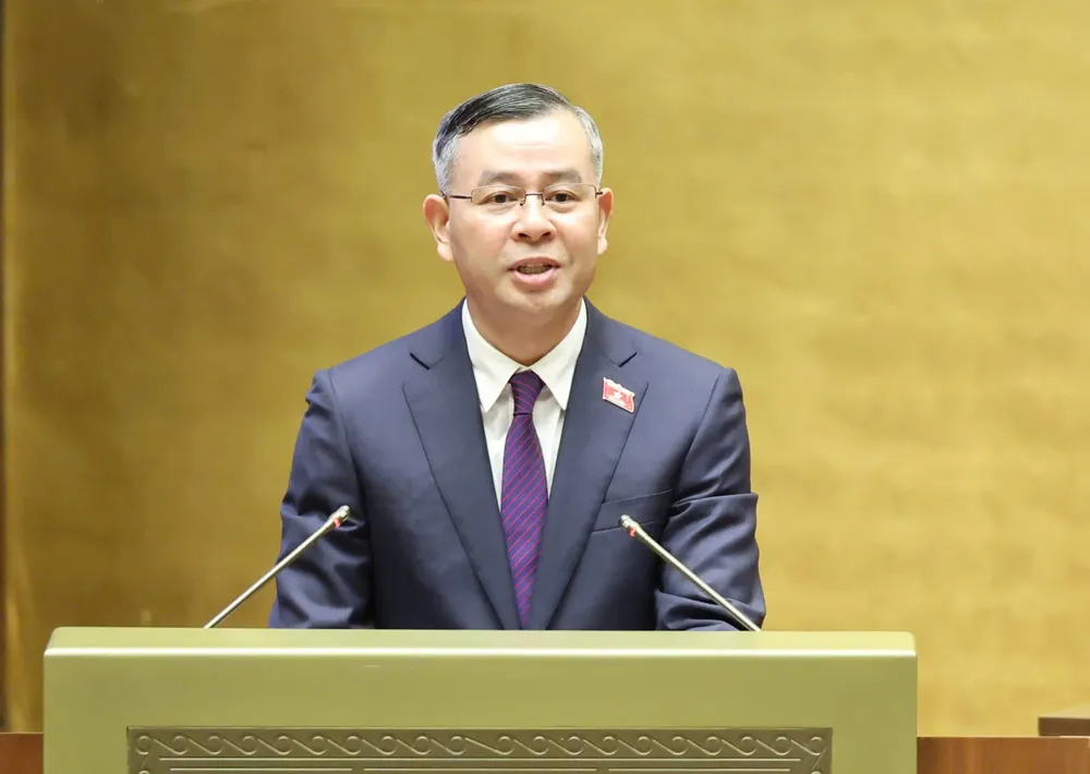 Bộ trưởng Bộ Tài chính Ngô Văn Tuấn giải trình về đề xuất giảm thuế. Ảnh: QUANG PHÚC