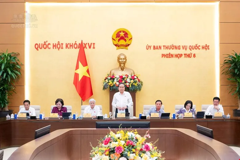 3 MẪN.jpg