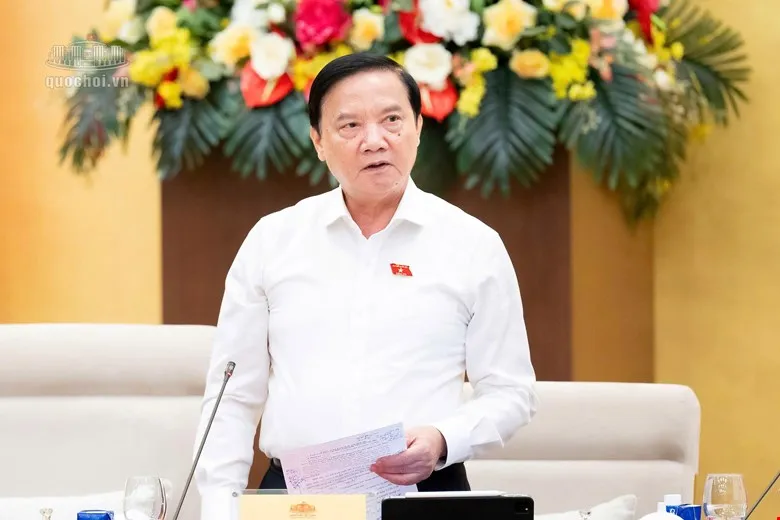 Phó Chủ tịch Quốc hội Nguyễn Khắc Định phát biểu tại phiên họp. Ảnh: CỔNG THÔNG TIN ĐIỆN TỬ QUỐC HỘI