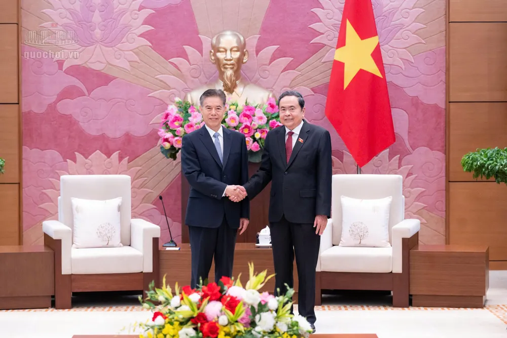 Chủ tịch Quốc hội Trần Thanh Mẫn tiếp đồng chí Chung Sơn. Ảnh: CỔNG THÔNG TIN ĐIỆN TỬ QUỐC HỘI