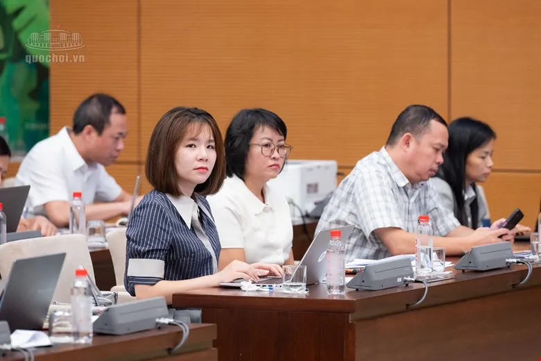 Đại biểu tham dự phiên giải trình. Ảnh: CỔNG THÔNG TIN ĐIỆN TỬ QUỐC HỘI