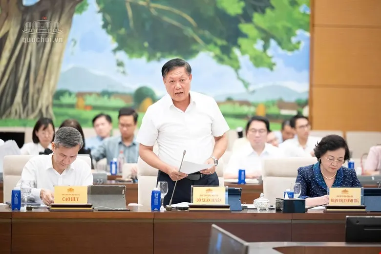 tuyên.jpg