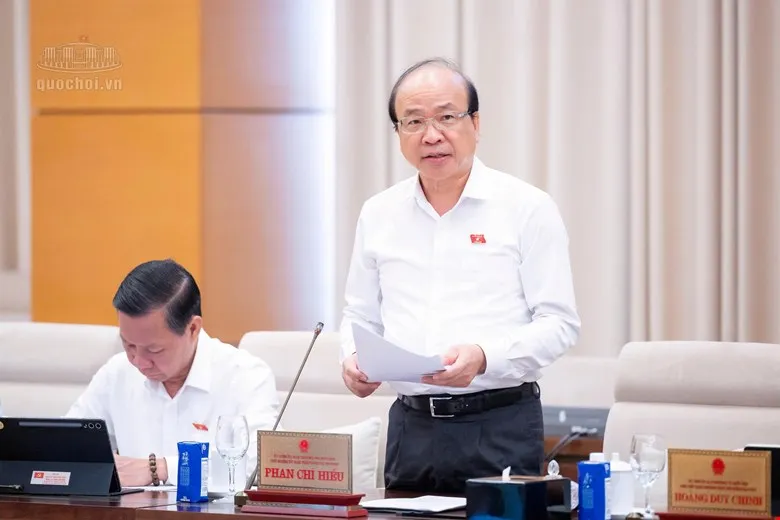 phan chí hiếu .jpg