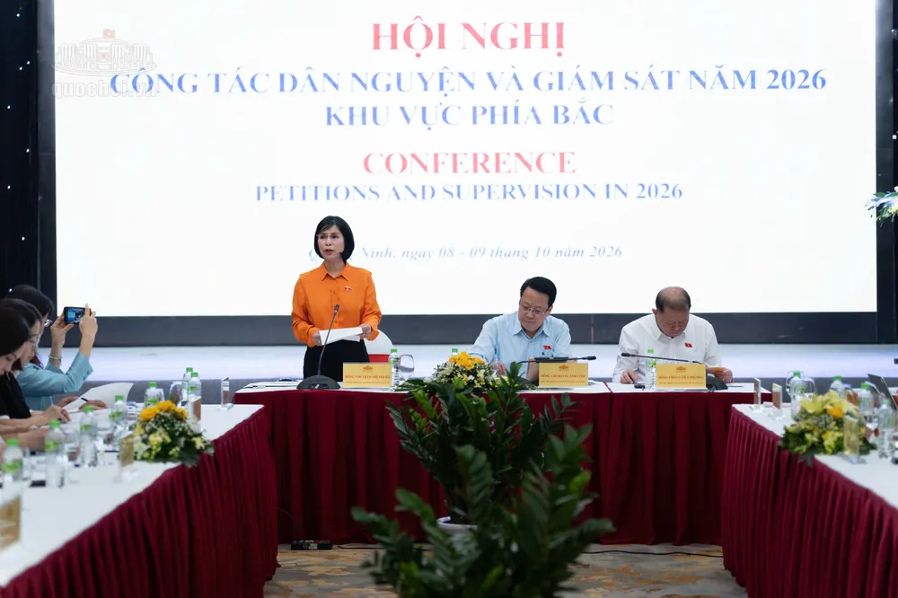 8 nhị hà.jpg