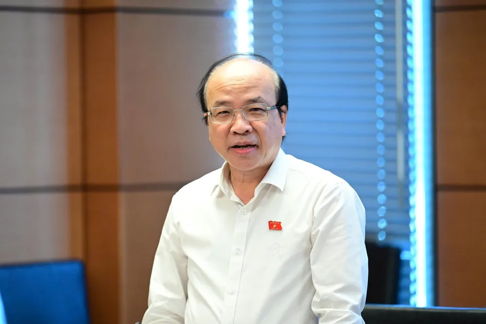 phan chí hiếu.jpg