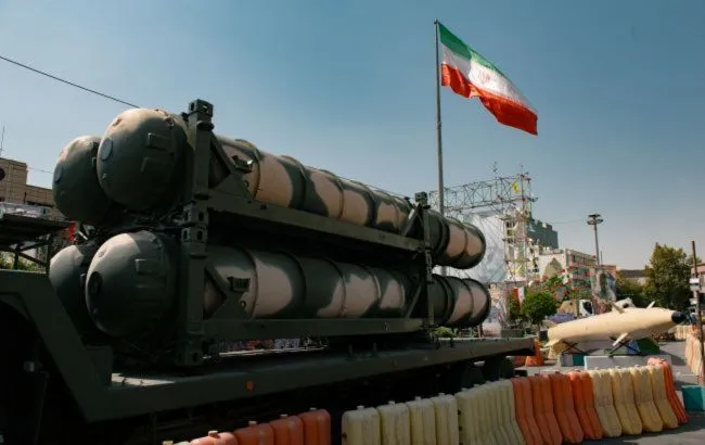 Một số loại vũ khí của Iran. Ảnh: GETTY IMAGES