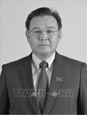 Saysomphone-Phomvihane-8826-9.jpg