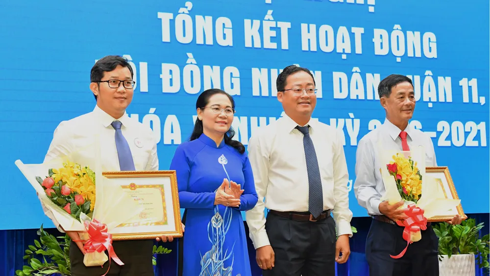 Chủ tịch UBND quận có trách nhiệm tổ chức hội nghị đối thoại với nhân dân ảnh 2