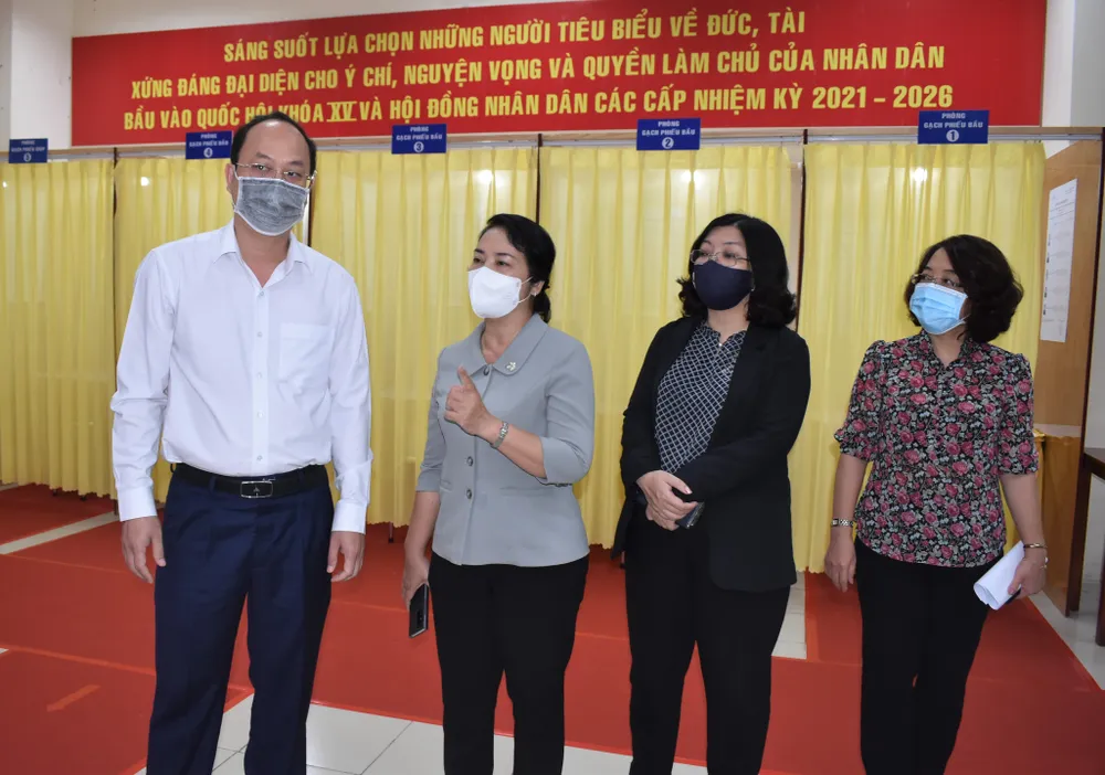 Đảm bảo sức khỏe cho người dân, lực lượng phục vụ công tác bầu cử ảnh 1