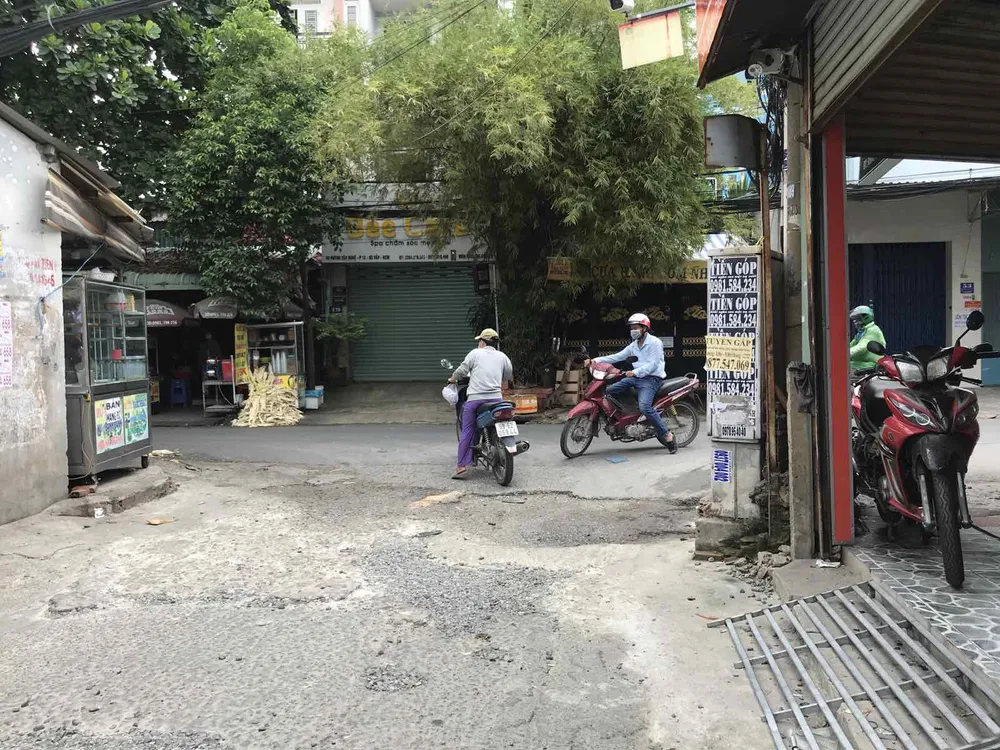 Ngày thứ hai quận Gò Vấp giãn cách: Dồn ứ tại các chốt kiểm soát, phải xả chốt ảnh 16