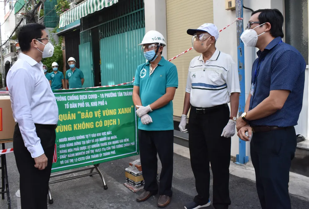 Tập trung chăm sóc, cứu chữa cho bệnh nhân mắc Covid-19 nặng ảnh 4