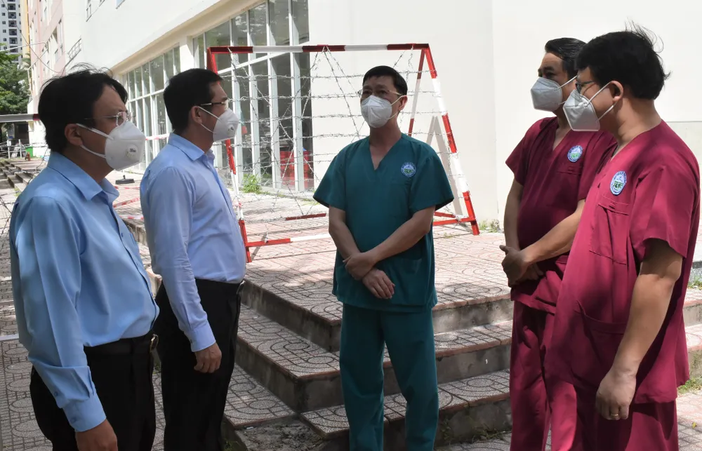 TPHCM trân trọng đóng góp của đội ngũ y, bác sĩ tuyến đầu chống dịch Covid-19 ảnh 2