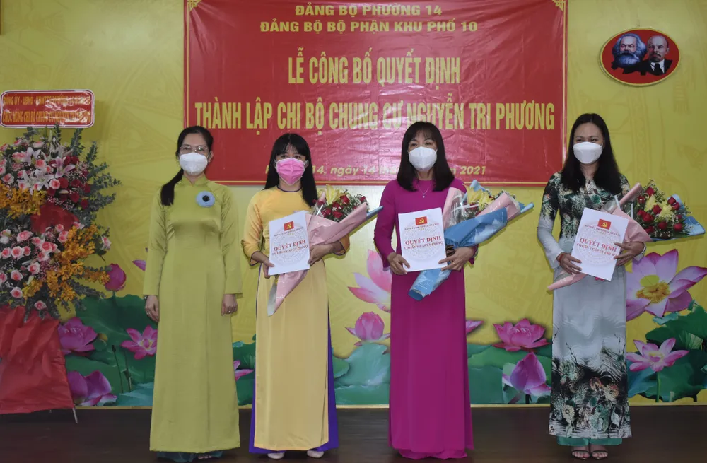 Triển lãm ảnh và tuyên truyền ca khúc về Chủ tịch Hồ Chí Minh ảnh 2