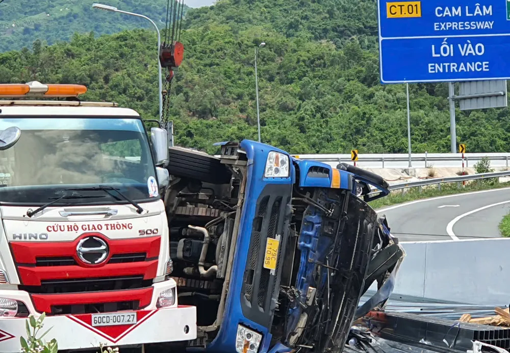 Hiện trường vụ tai nạn. Ảnh: CAM LÂM