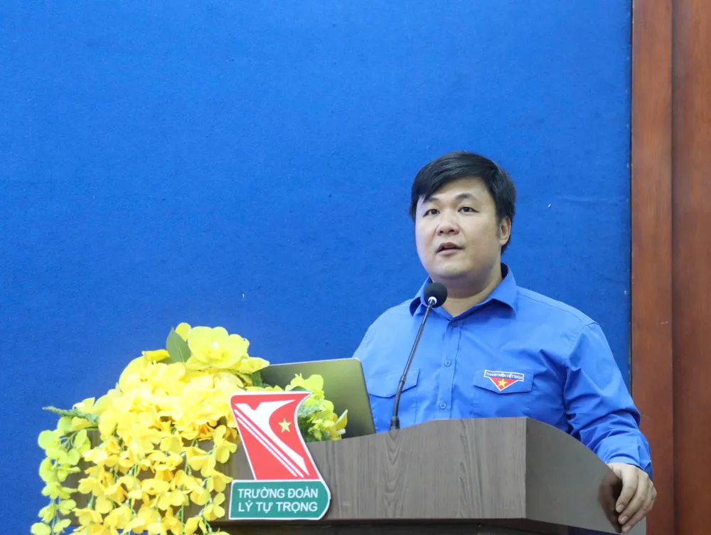 Trưởng ban Tuyên giáo Trung ương Đoàn Nguyễn Thái An phát biểu tại chương trình