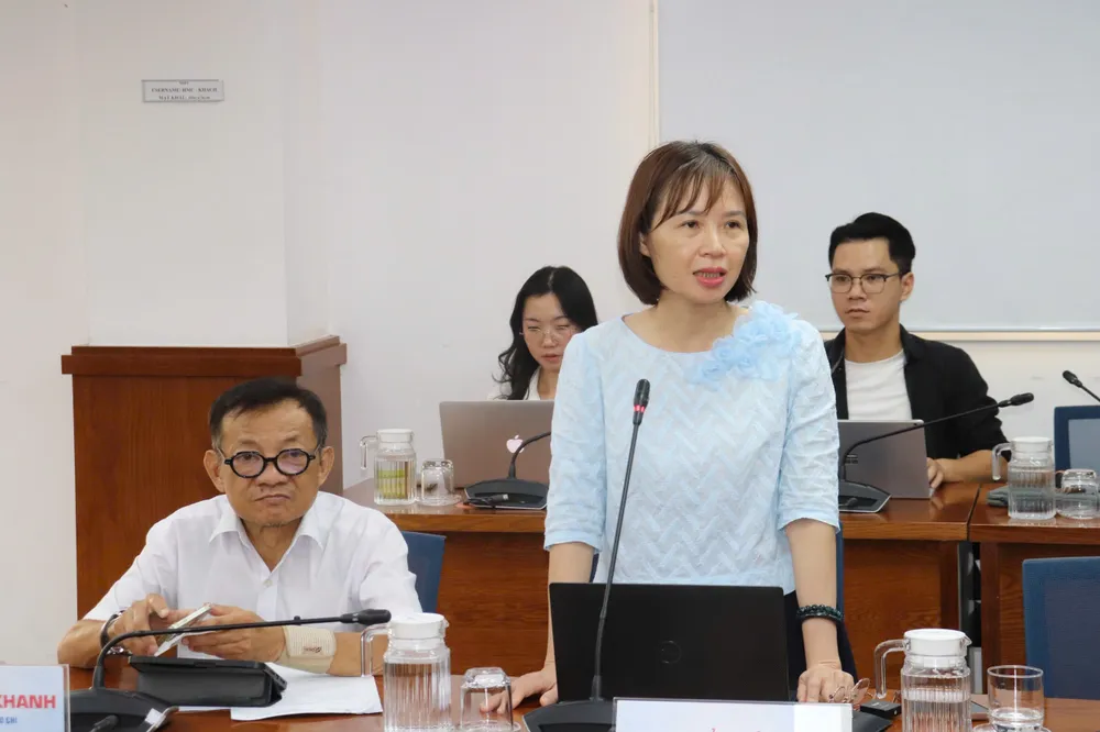 Bà Lê Hồng Nga, Phó Giám đốc HCDC thông tin tại họp báo